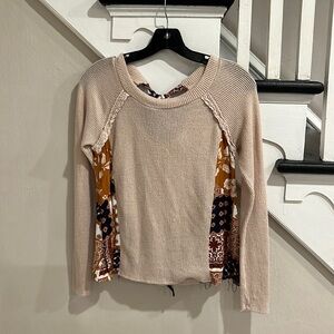 Beige Hobo Chic Long Sleeve Knit Top with Back Detail Size XXS